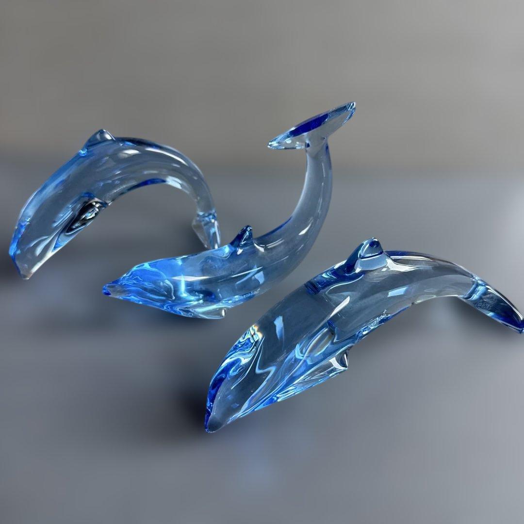 Baccarat 青色ガラス製イルカの彫刻 - メルカリ