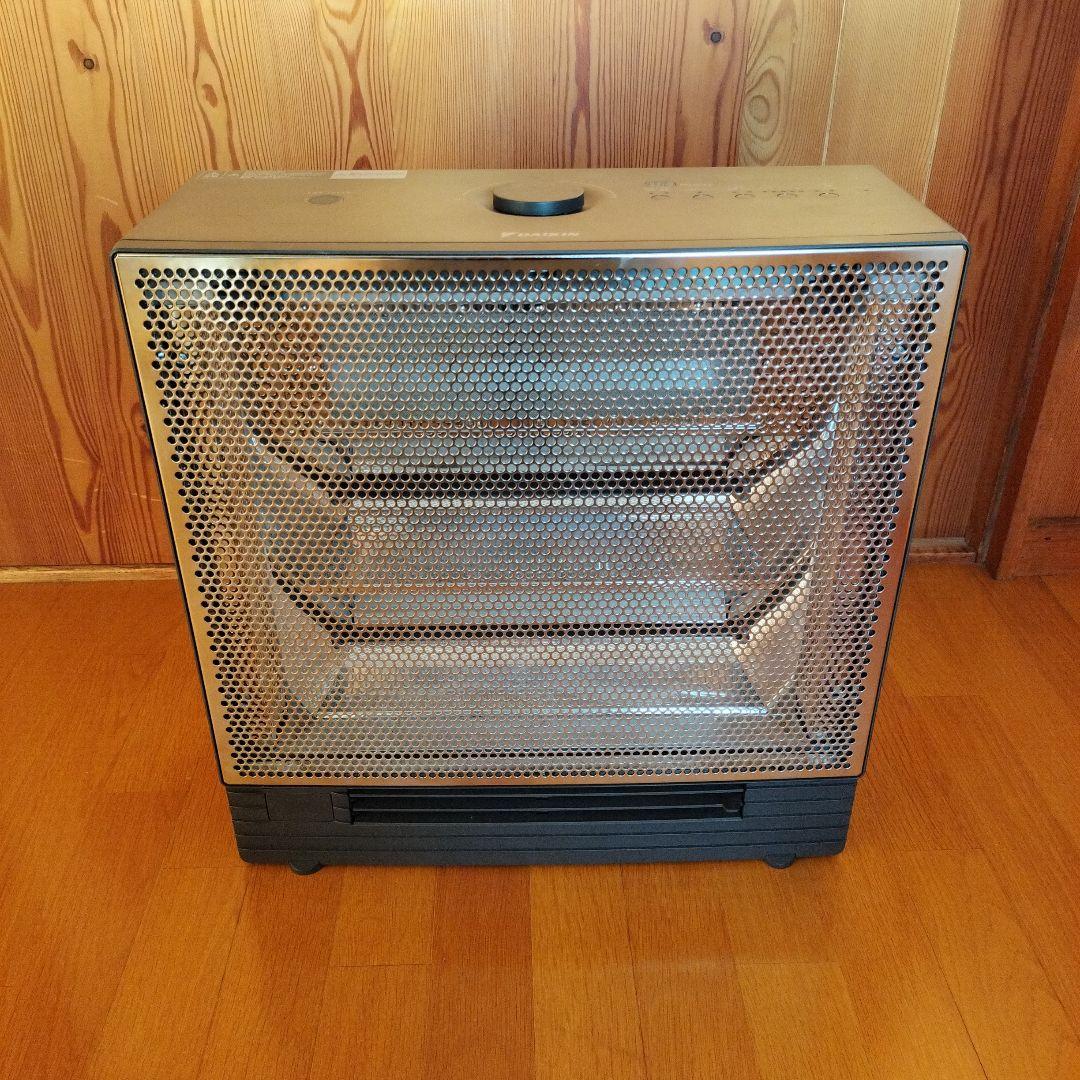 ダイキン ハイブリッドセラムヒートWRH135AS-H 2024年製 - メルカリ