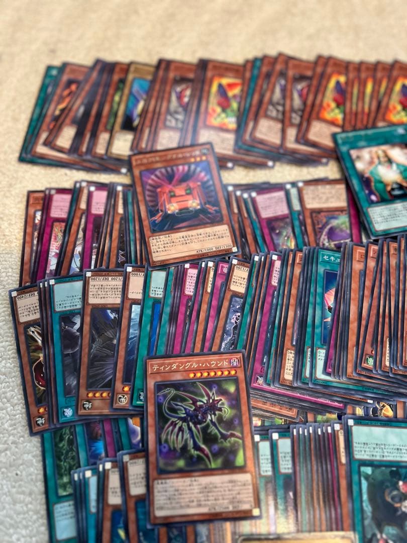 遊戯王 デュエルモンスターズカード