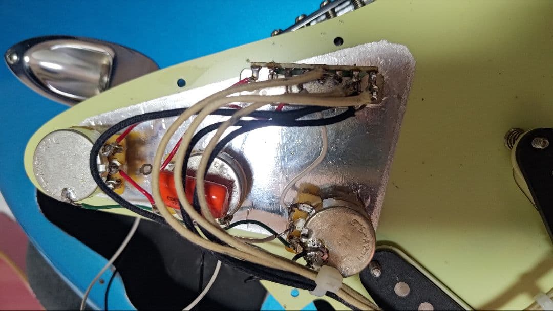 Bacchus BST-350(Suhr PU等、大幅カスタム済み)