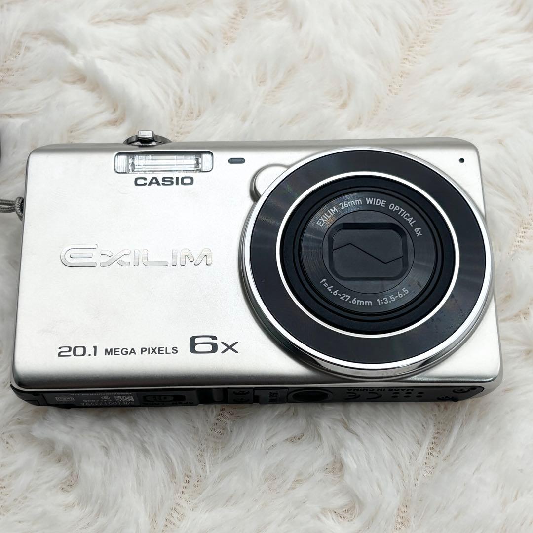 美品・動作良好✨ CASIO EXILIM EX-ZS35 シルバー - メルカリ