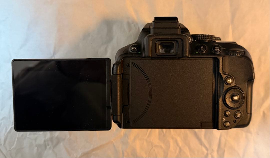 Nikon D5300 ＋レンズ （ほぼ未使用） ニコン Wi-Fi