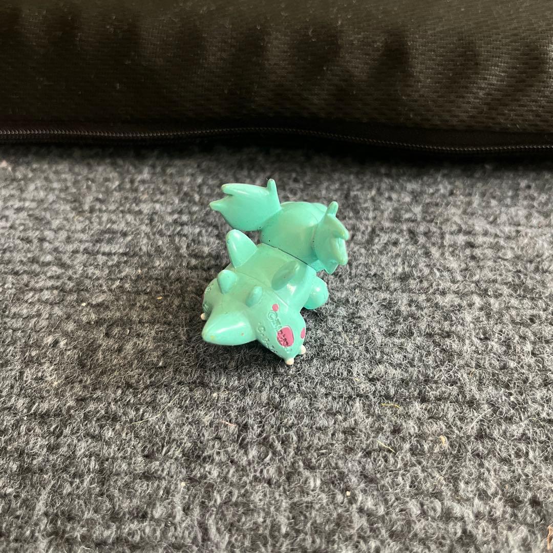 ポケモン　モンコレ　ニドリーナ