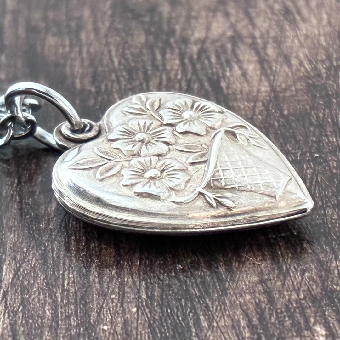 スウィートハートジュエリー フラワーバスケット シルバーヴィンテージ