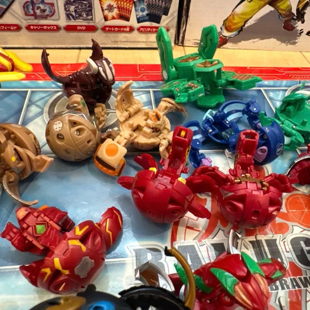 爆丸　まとめ売り 61個 レア コロッサスドラゴン