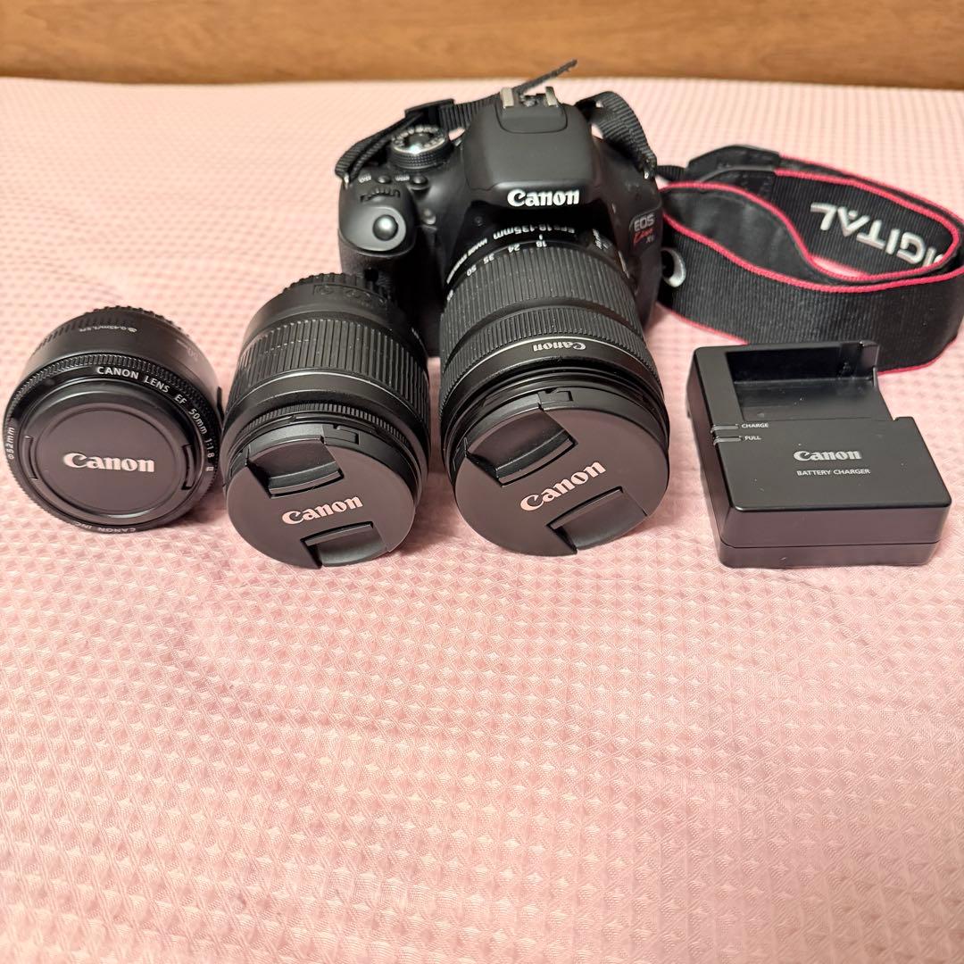 Canon EOS Kiss X5 ダブルズームキット+単焦点レンズ キヤノン（Canon） Canon EOS Kiss X5 ダブルズームキット KISSX5-WKIT