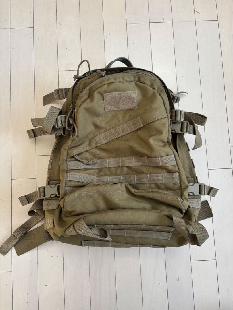 EAGLEA3パック A-III Pack MOLLE 世界最強の特殊部隊