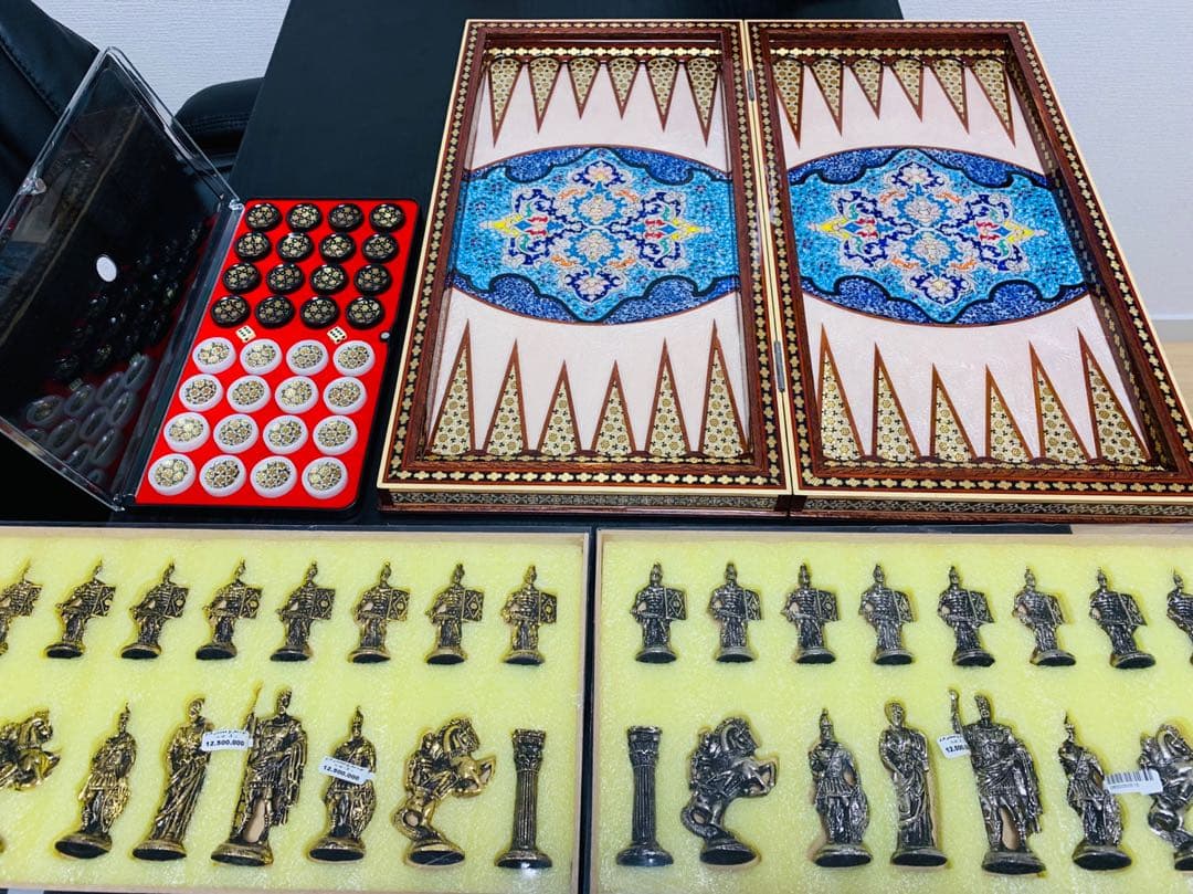 ペルシャの高級ハンドメイドチェス& バックギャモン