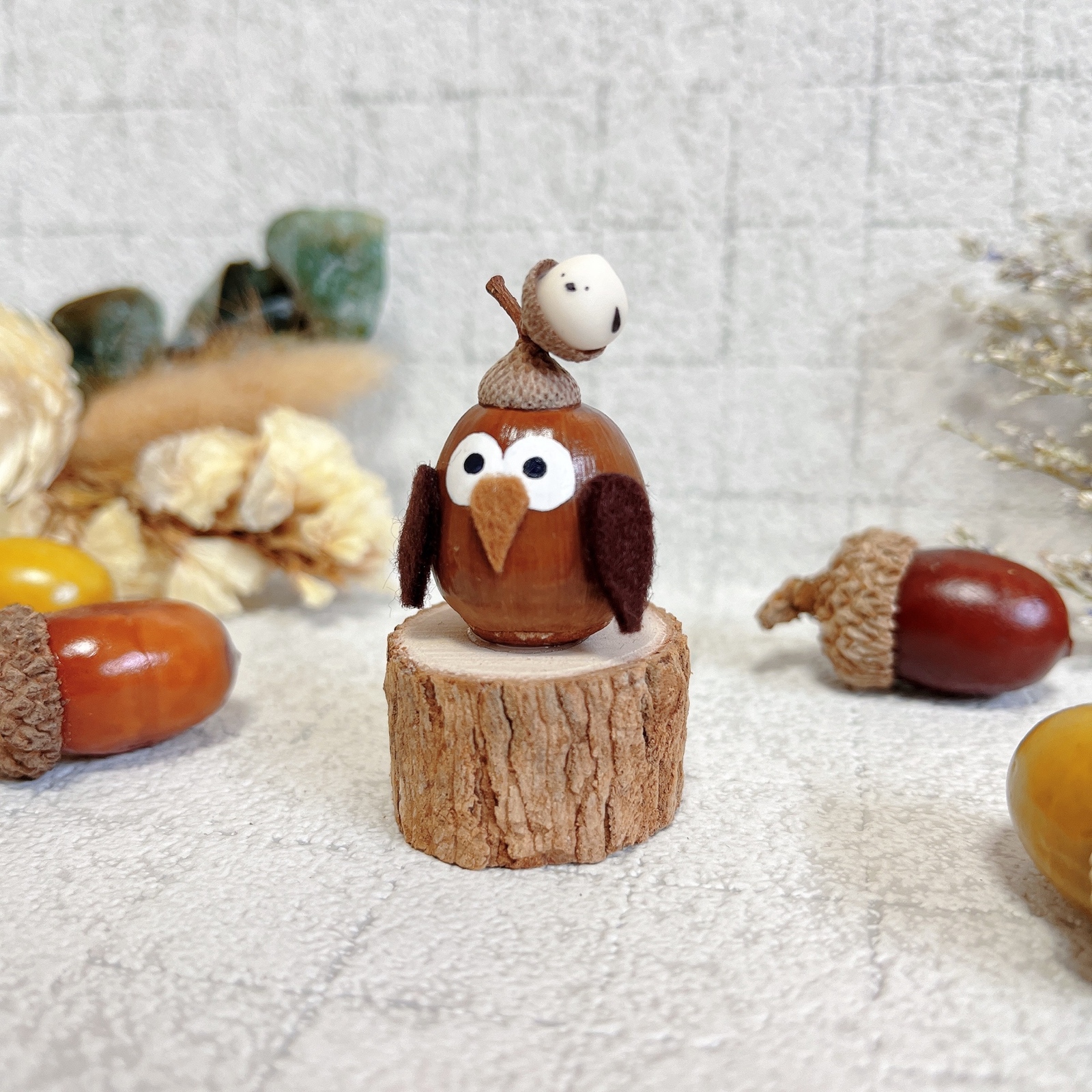 どんぐりアート ずんぐり猫 - どんぐり | minne byGMOペパボ 国内最大