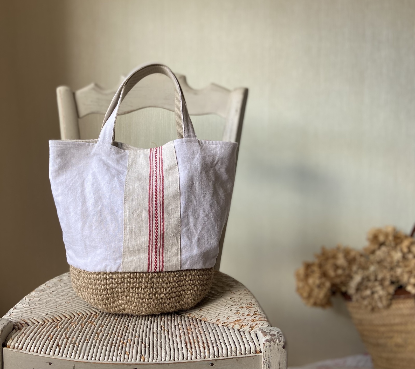 春のフランスアンティーク*花刺繍*かごバッグ*トートバッグ