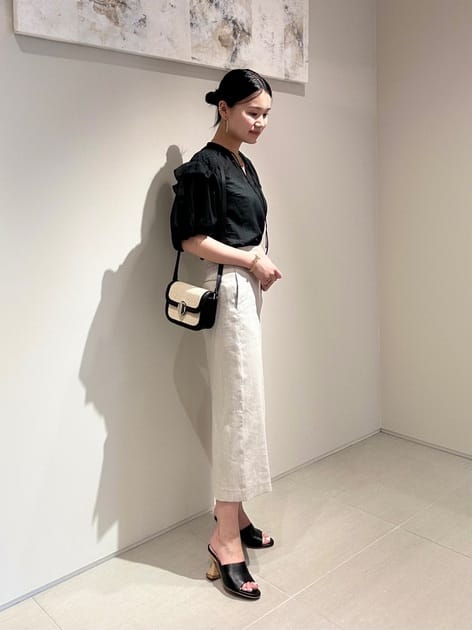 コットンクレープ パフスリーブブラウス｜トゥモローランド 公式通販