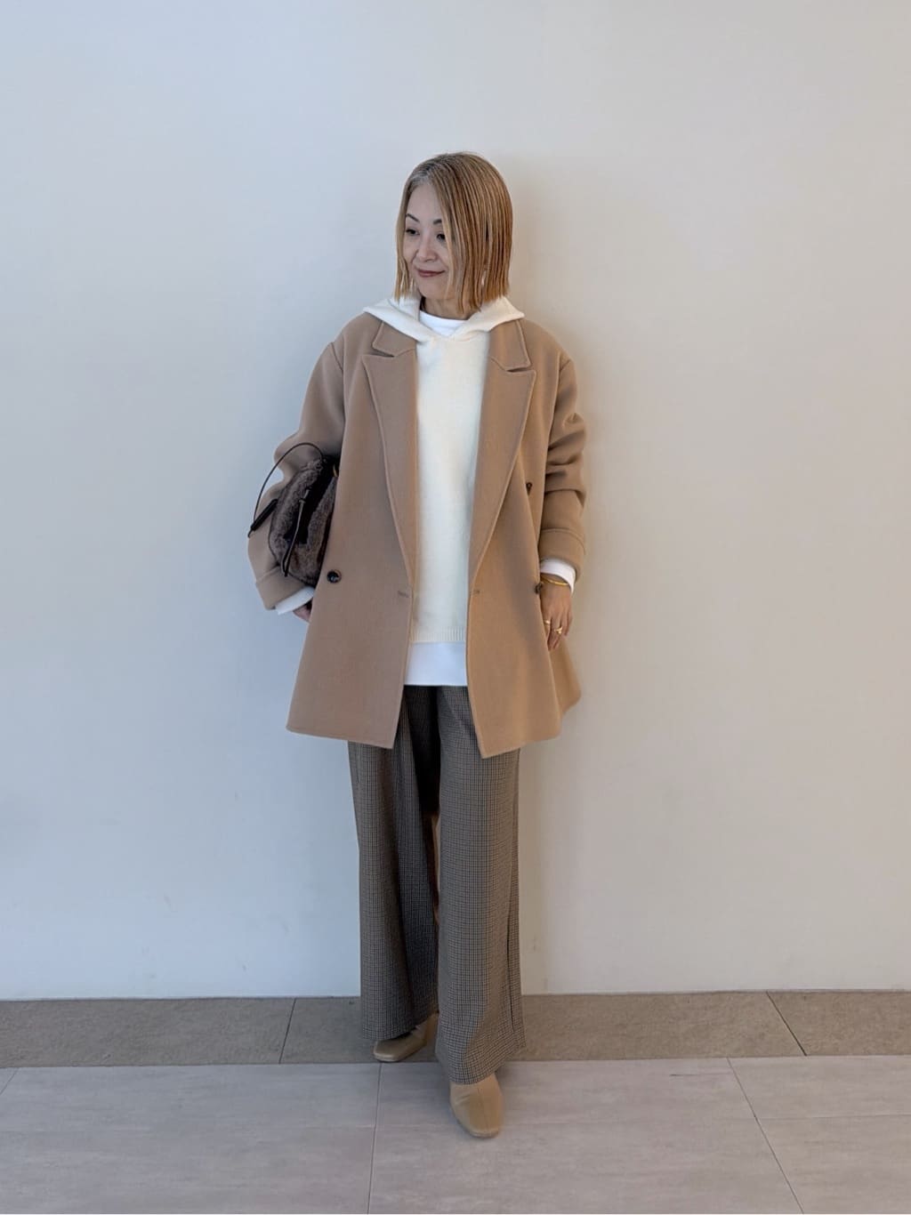 フードがアクセントに】ウール100ホールガーメントフーディ | RIVE