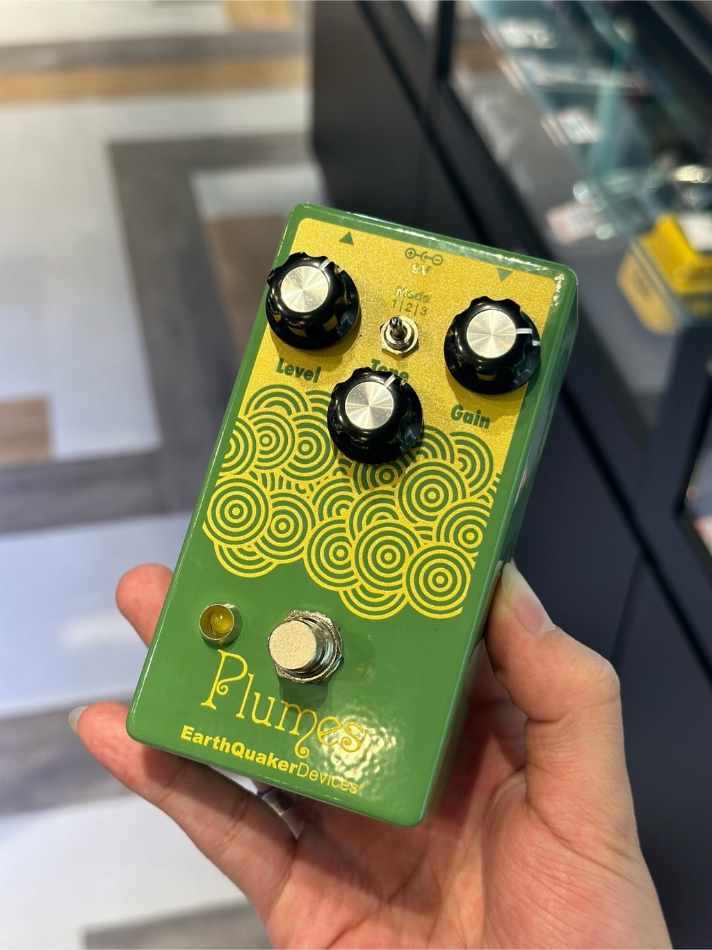 EarthQuaker Devices Plumes（オーバードライブ）LEQD ｜イケベ楽器店