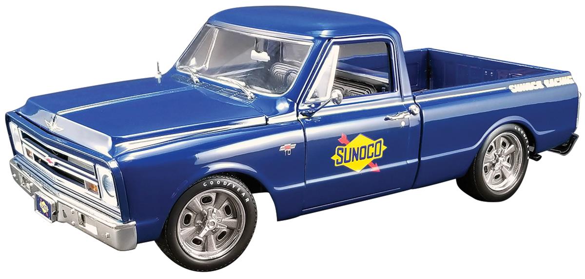 ACME DIECAST A1807211 1:18 Scale 1967 Chevrolet C-10 Sunoco Shop