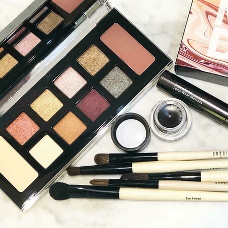 シアー パウダー ブラシ | ボビイ ブラウン Bobbi Brown 公式