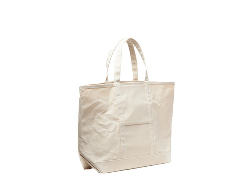 Base Field Tote L | This is a(n)
