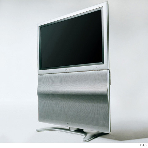 AQUOS LCD TV | TOSHIYUKI KITA 喜多俊之