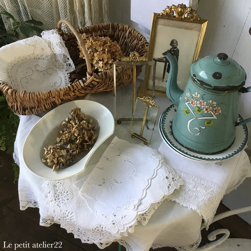 S)(残6/在庫8)フランス アンティーク リネン ドイリー カットワーク 白