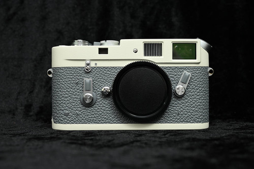 Leica M4 full restore custom order/ レザートーン塗装アイボリーX