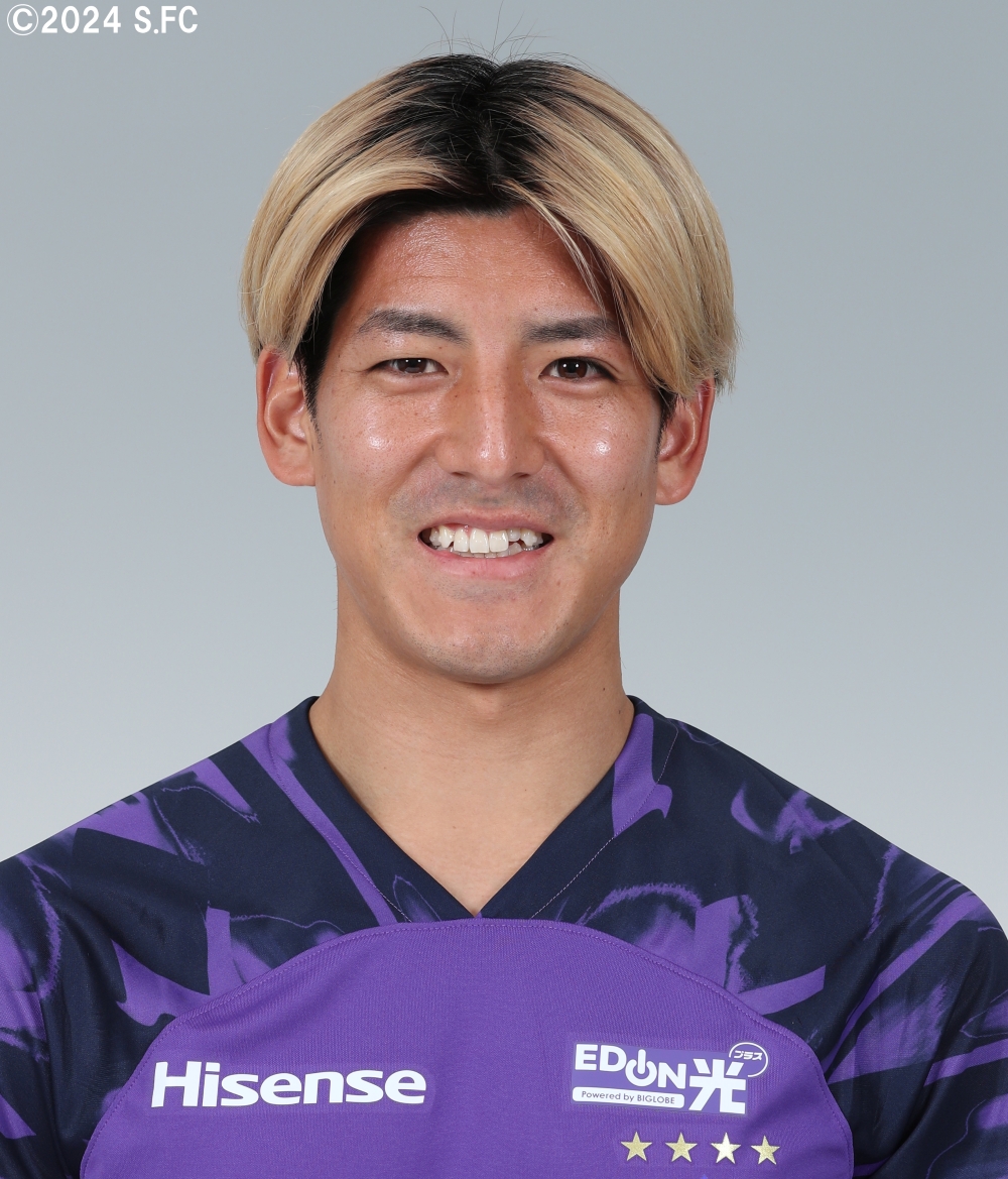 新井直人選手 契約更新のお知らせ | サンフレッチェ広島 オフィシャル