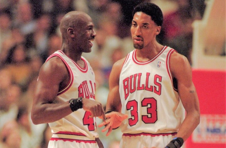 ジョーダンはピッペンなしでも勝てた」泥沼化する“最強デュオ”の関係性