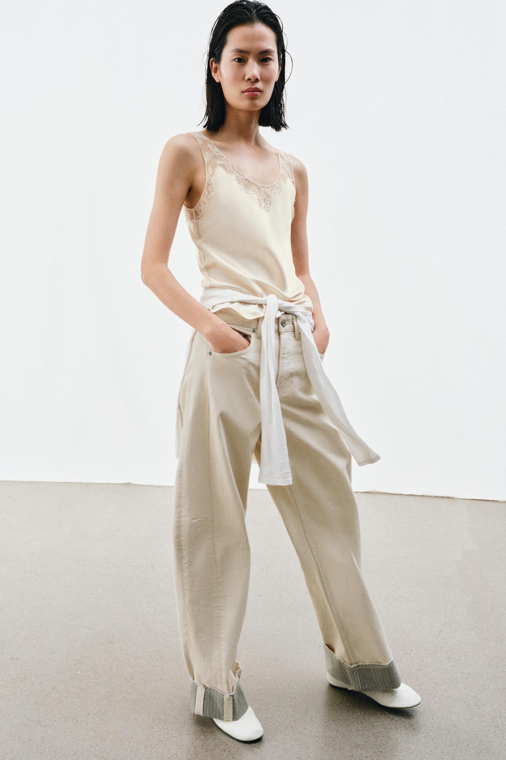 ZW COLLECTION サテン地レーストップス - エクリュ | ZARA Japan / 日本