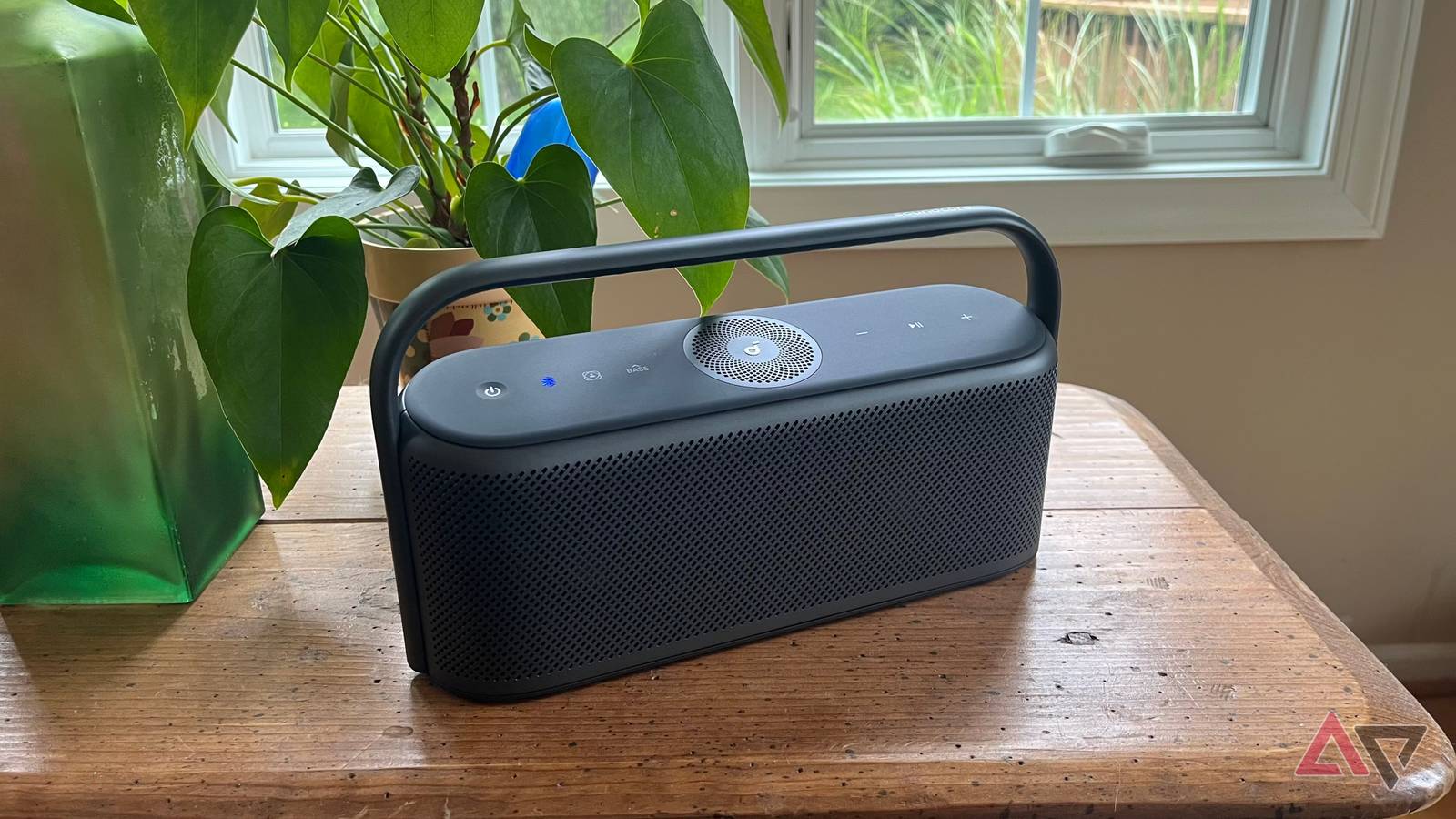 Anker Soundcore Motion X600 review: A portable Bluetooth boombox
