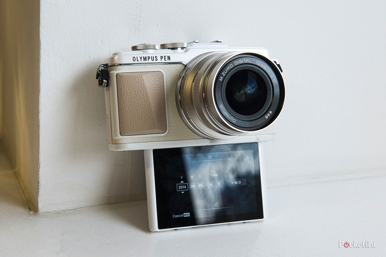 Olympus Pen E-PL7 review: Stylish system camera