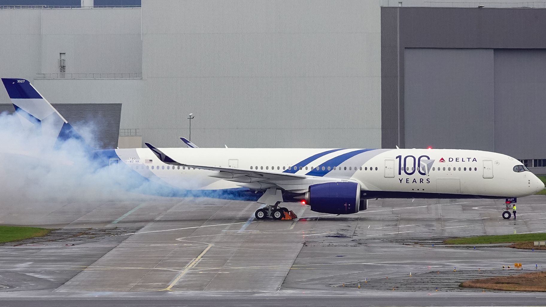 Spotted: Delta Airbus A350-900 In Special 