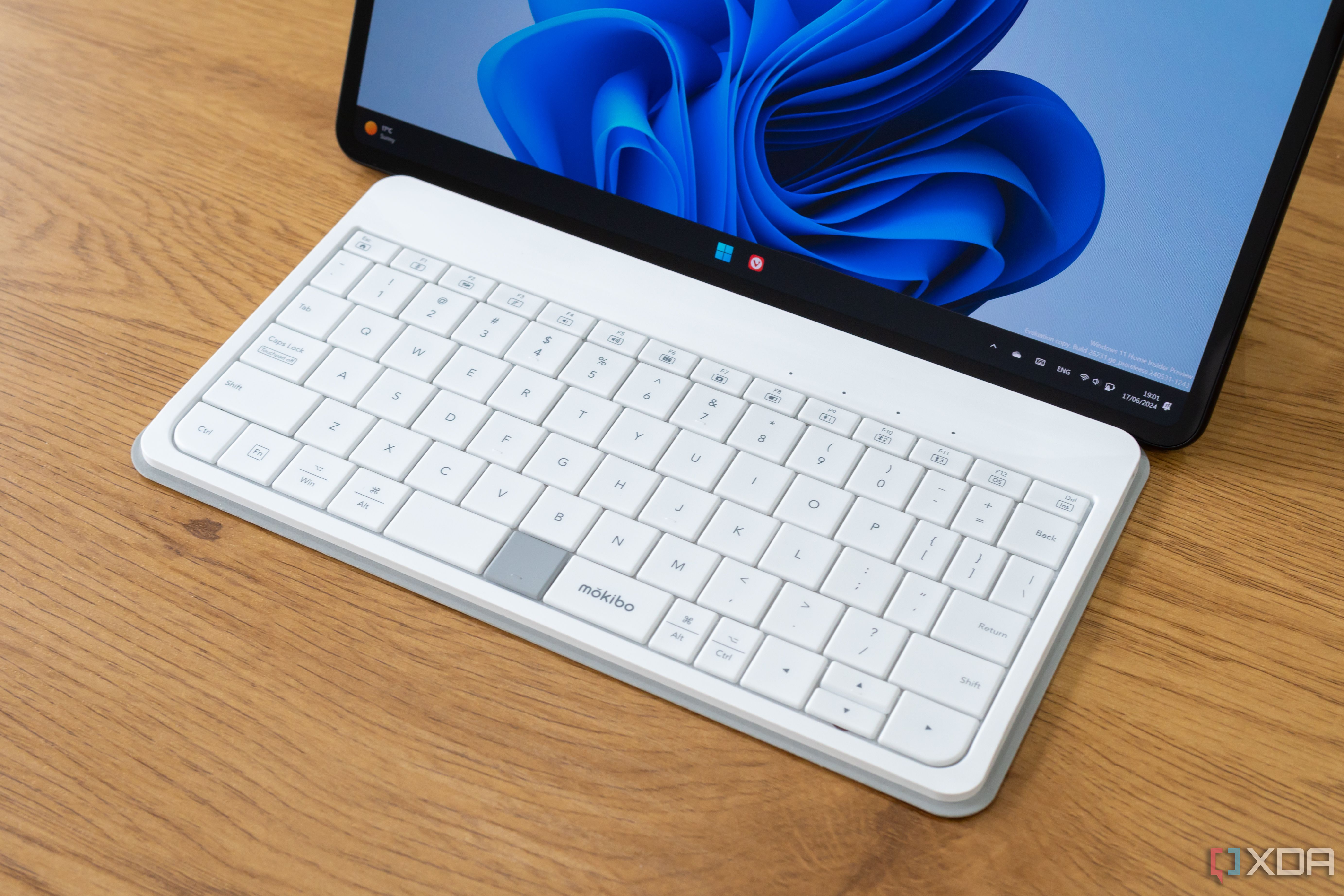 Mokibo Fusion Keyboard review: Giving you a bigger trackpad on the go