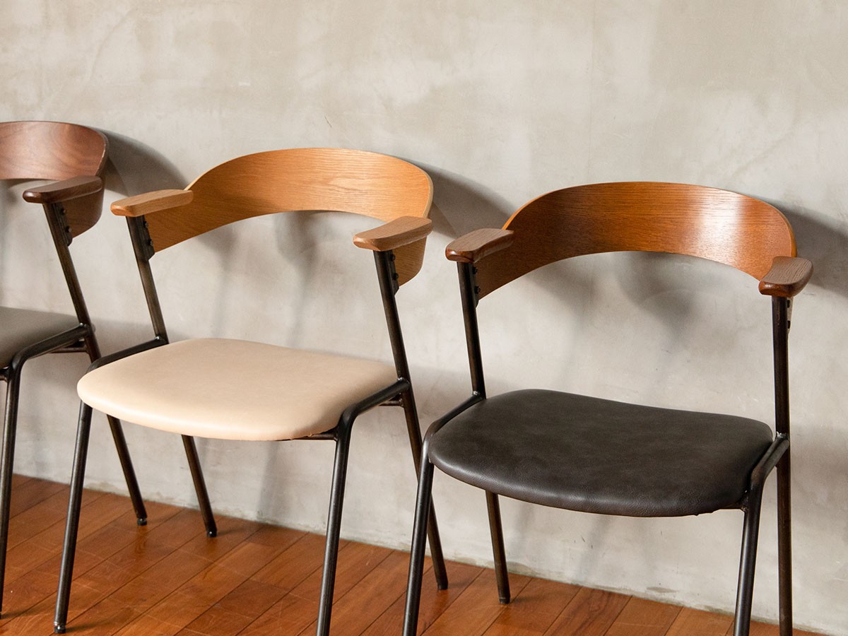 a.depeche danis short arm chair PU / アデペシュ ダニス ショート