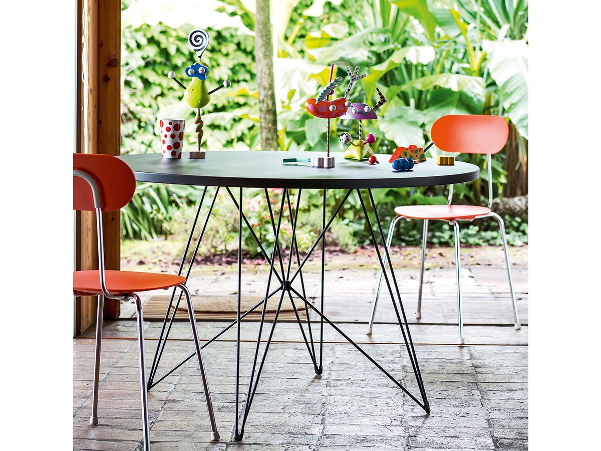 Magis XZ3 / マジス XZ3 丸型テーブル - インテリア・家具通販【FLYMEe】