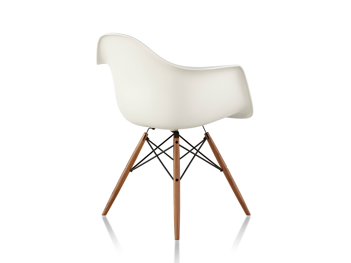 Herman Miller Eames Molded Plastic Arm Shell Chair / ハーマン