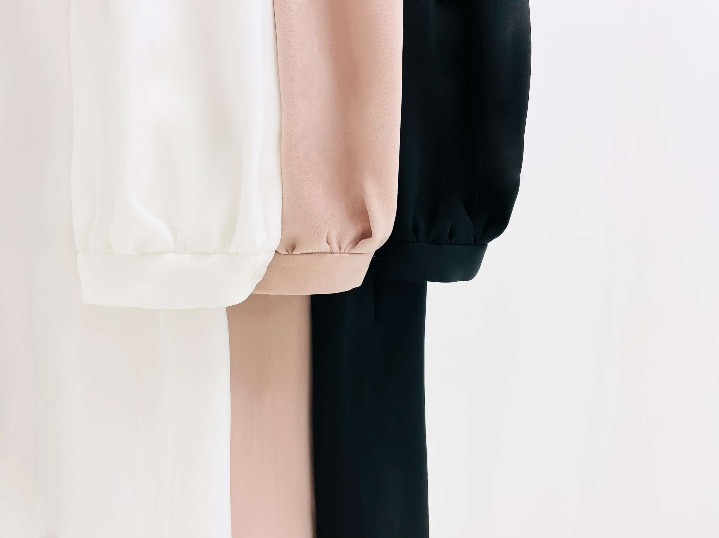 新作入荷情報〈スカラップカラーブラウス〉 | m-i-d | AVENIRETOILE