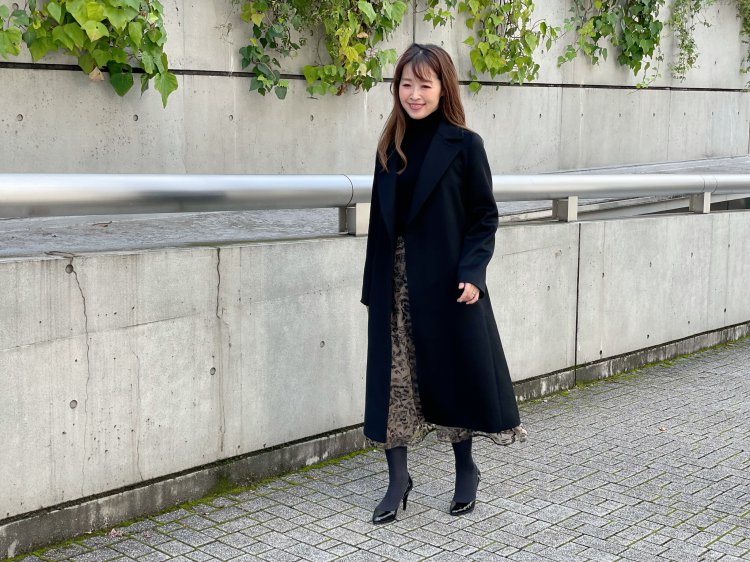 大人のワードローブに加えたい！上質なピュアカシミアのコート | m-i-d