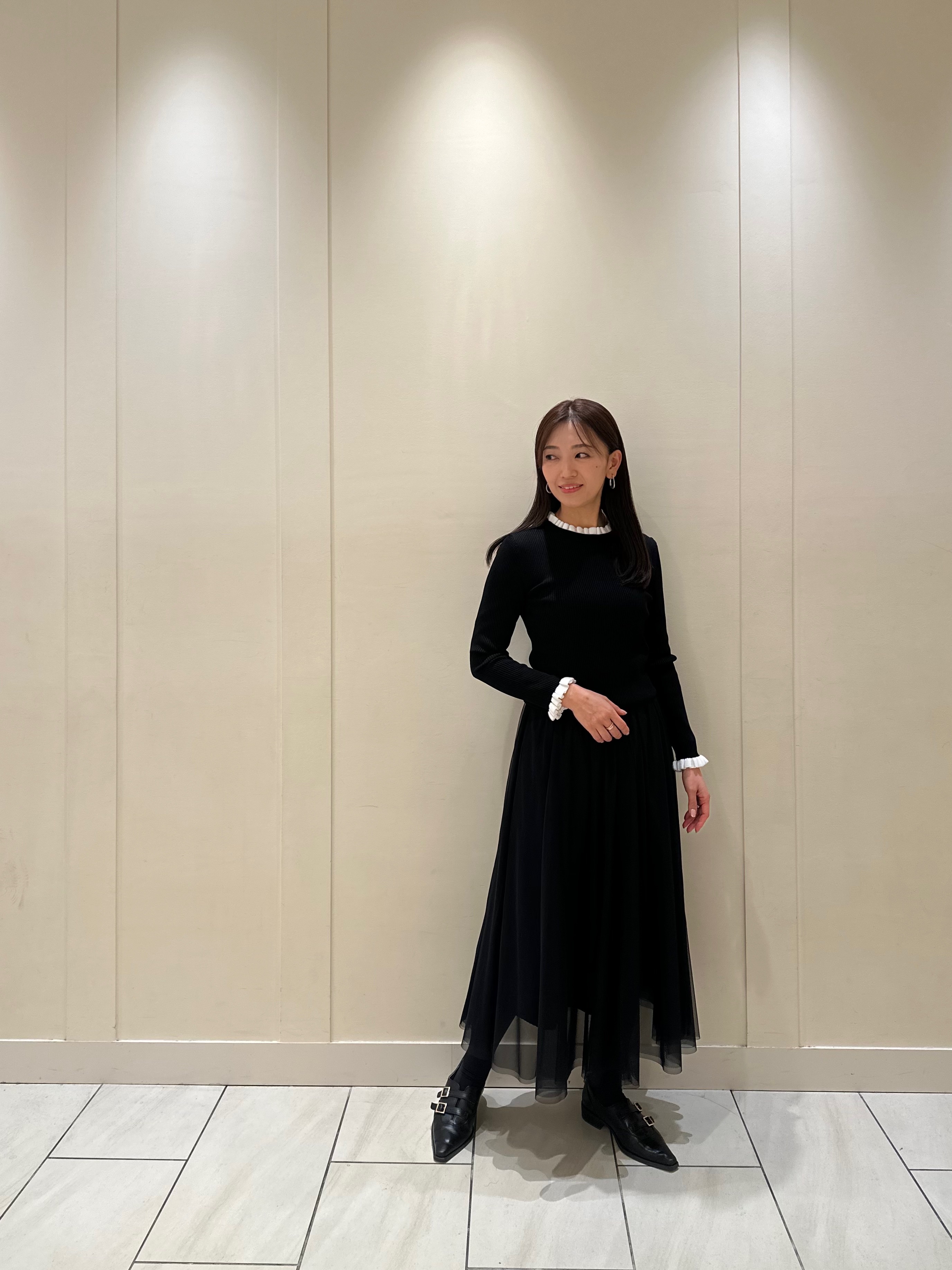 先週の人気アイテム＜バイカラーフリルデザインリブニットプルオーバー