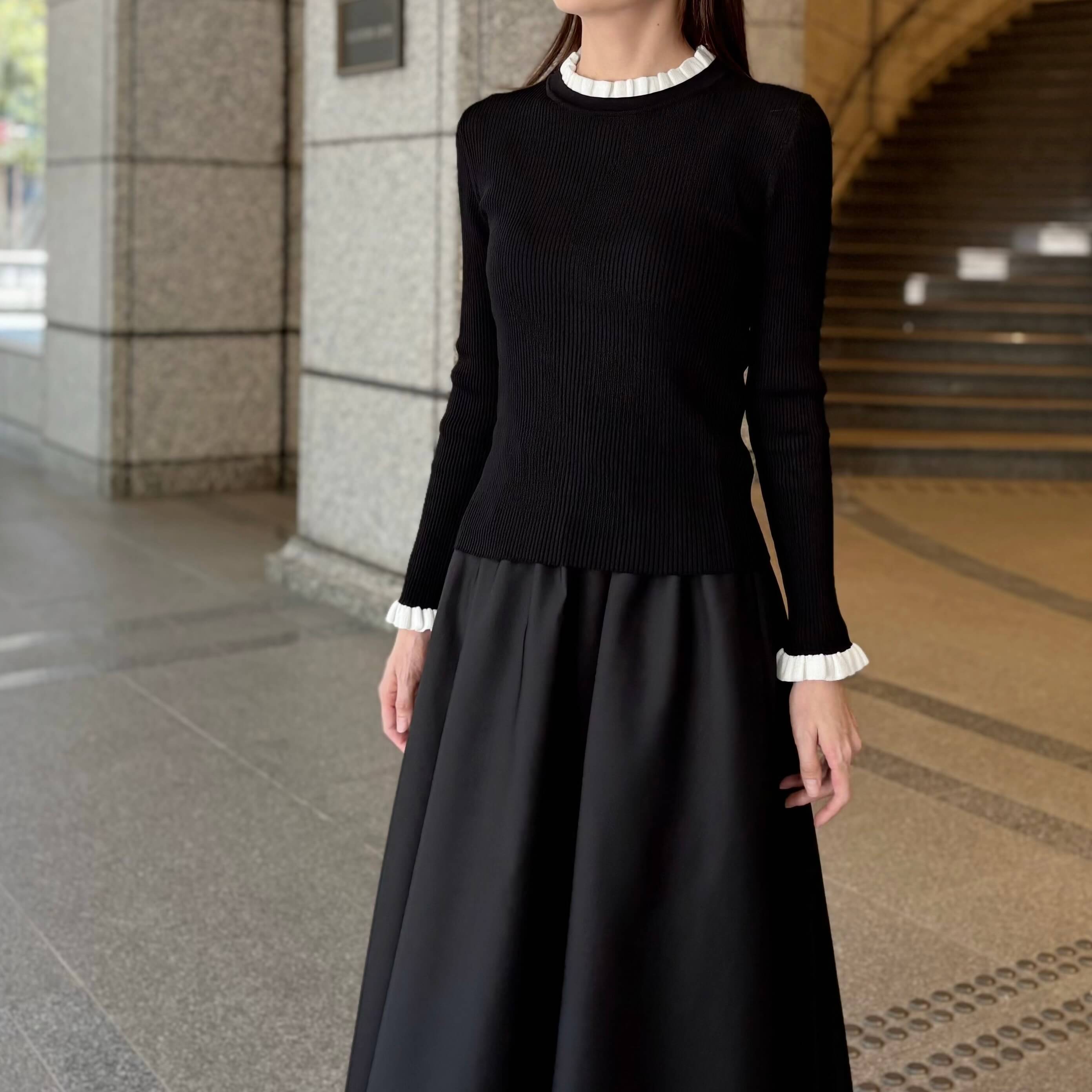 先週の人気アイテム＜バイカラーフリルデザインリブニットプルオーバー