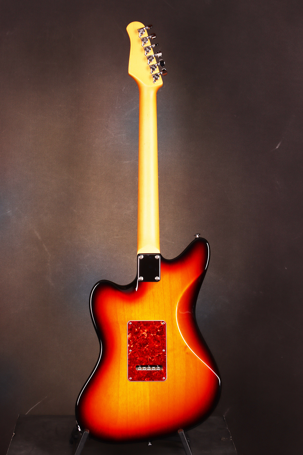 Suhr Classic JM 3 Tone Burst HH pickups 510 tremolo Tortoise