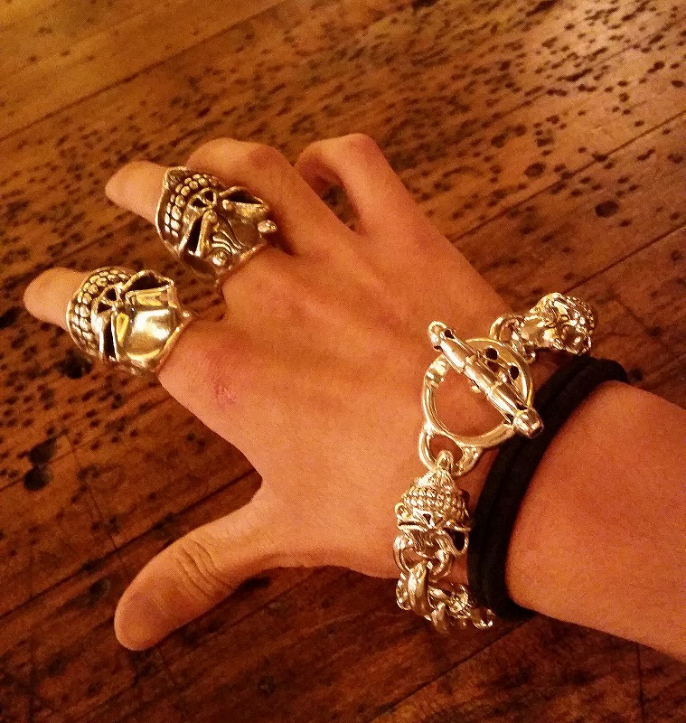 本日もブレスレットのご紹介！！！ - スターリンギア日本公式サイト