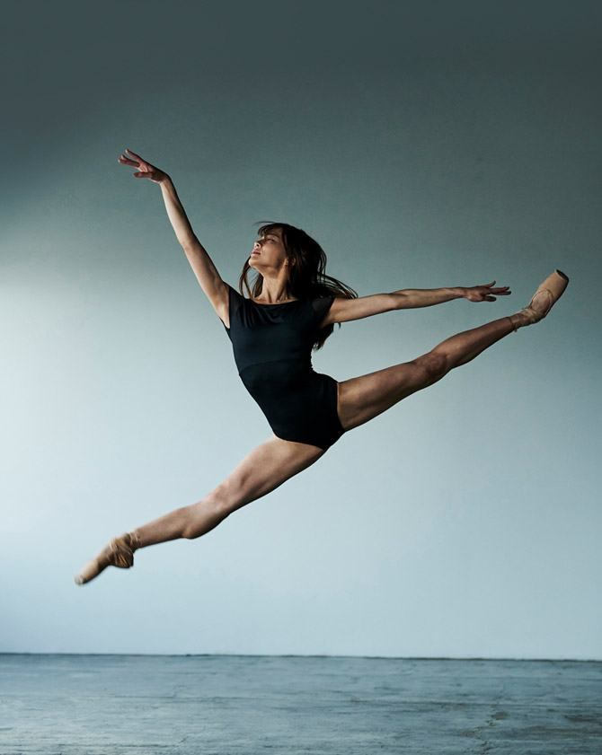 stina / Black stina | STINA JOURNAL