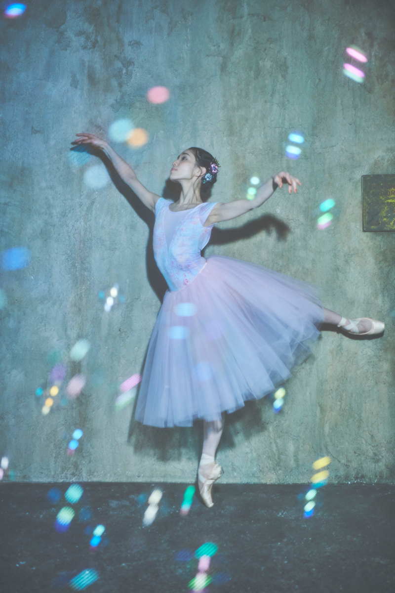 stina / type M pearl / aurora