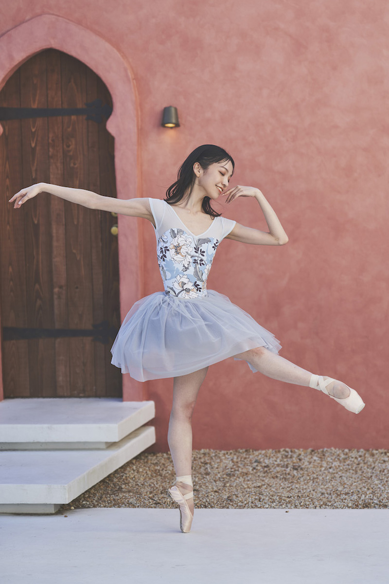 stina / type Y neck ribbon / Happiness gray