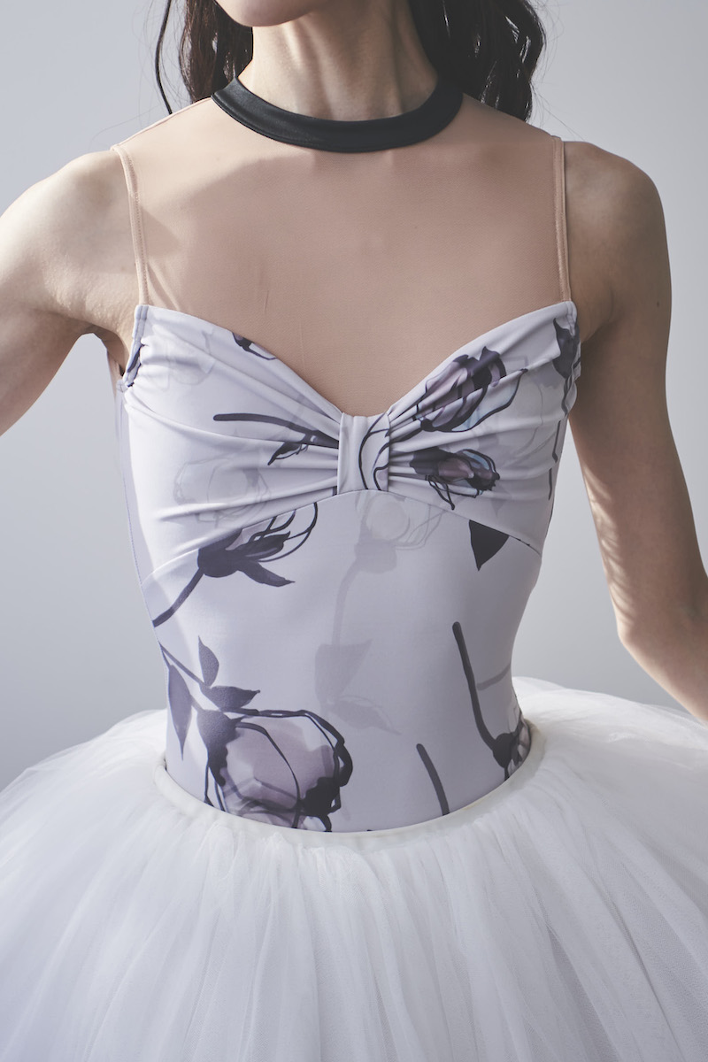 stina / type Y neck ribbon / Reverence pearl