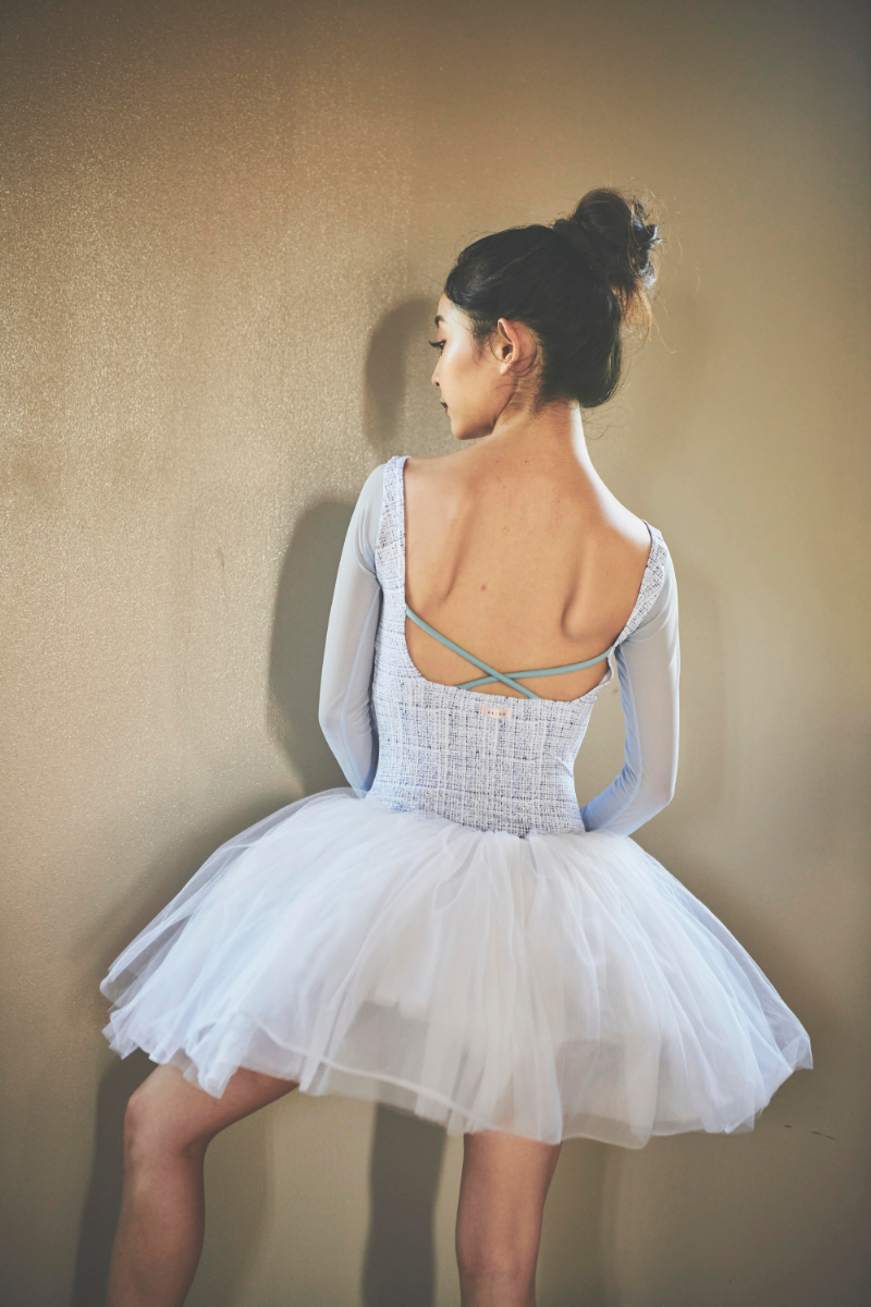 stina / type O square / light blue tweed