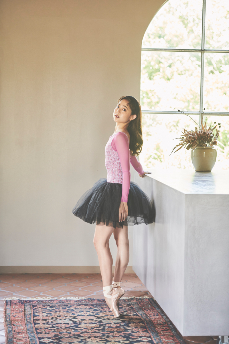 stina / type Q mermaid / botanical brown