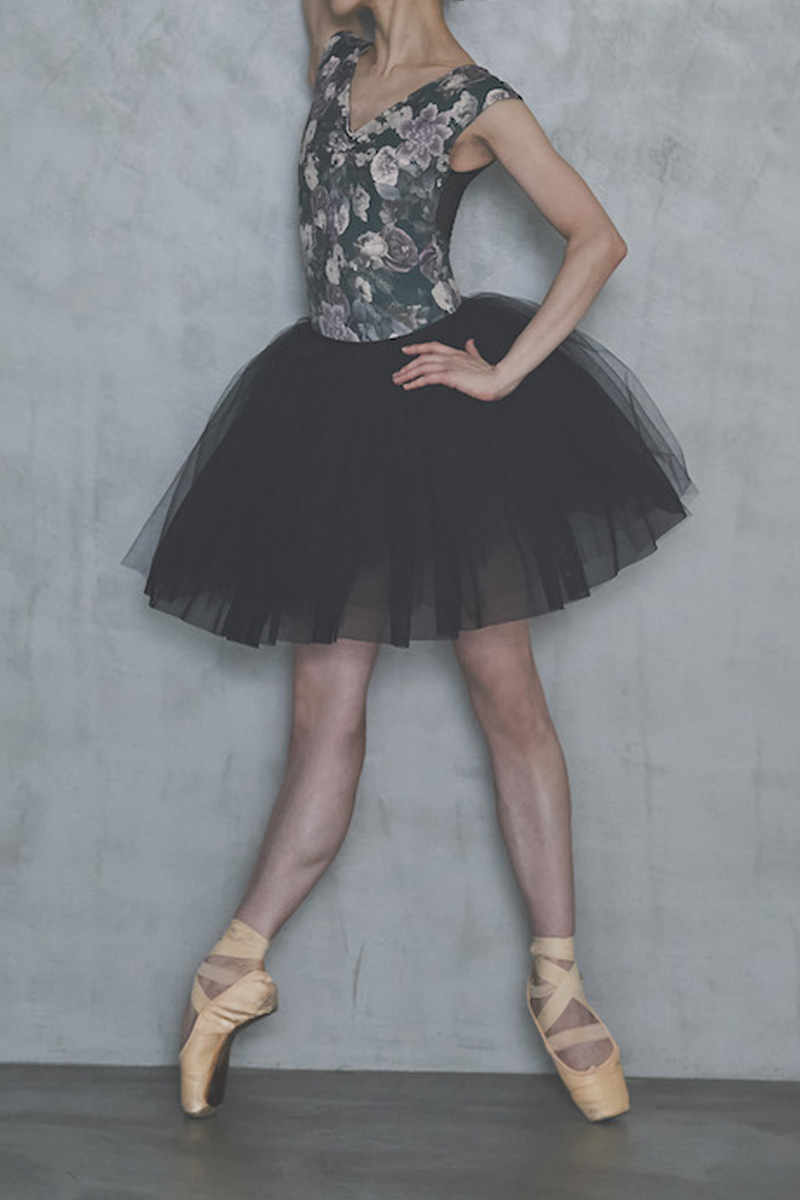 stina / type zero butterfly / authentic moss green