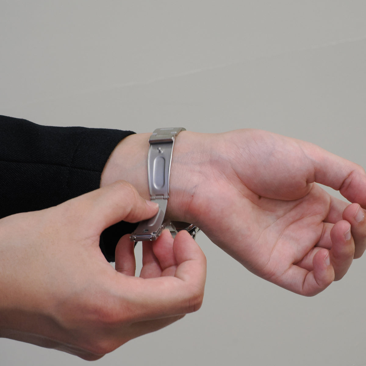 ステンレスリンクブレスレット – Knot THE STRAP