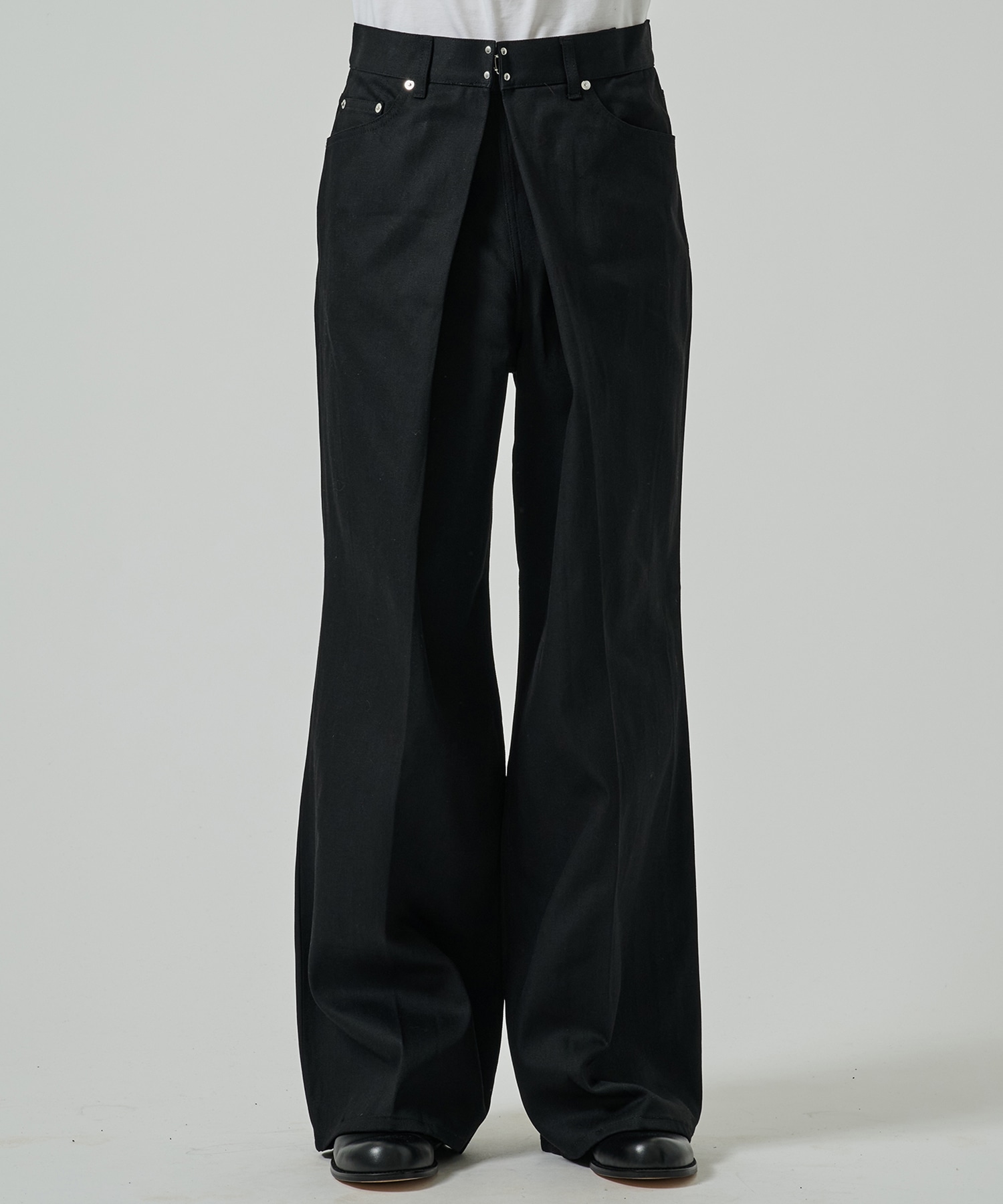 RIGID DENIM WIDE PANTS | JOHN LAWRENCE SULLIVAN