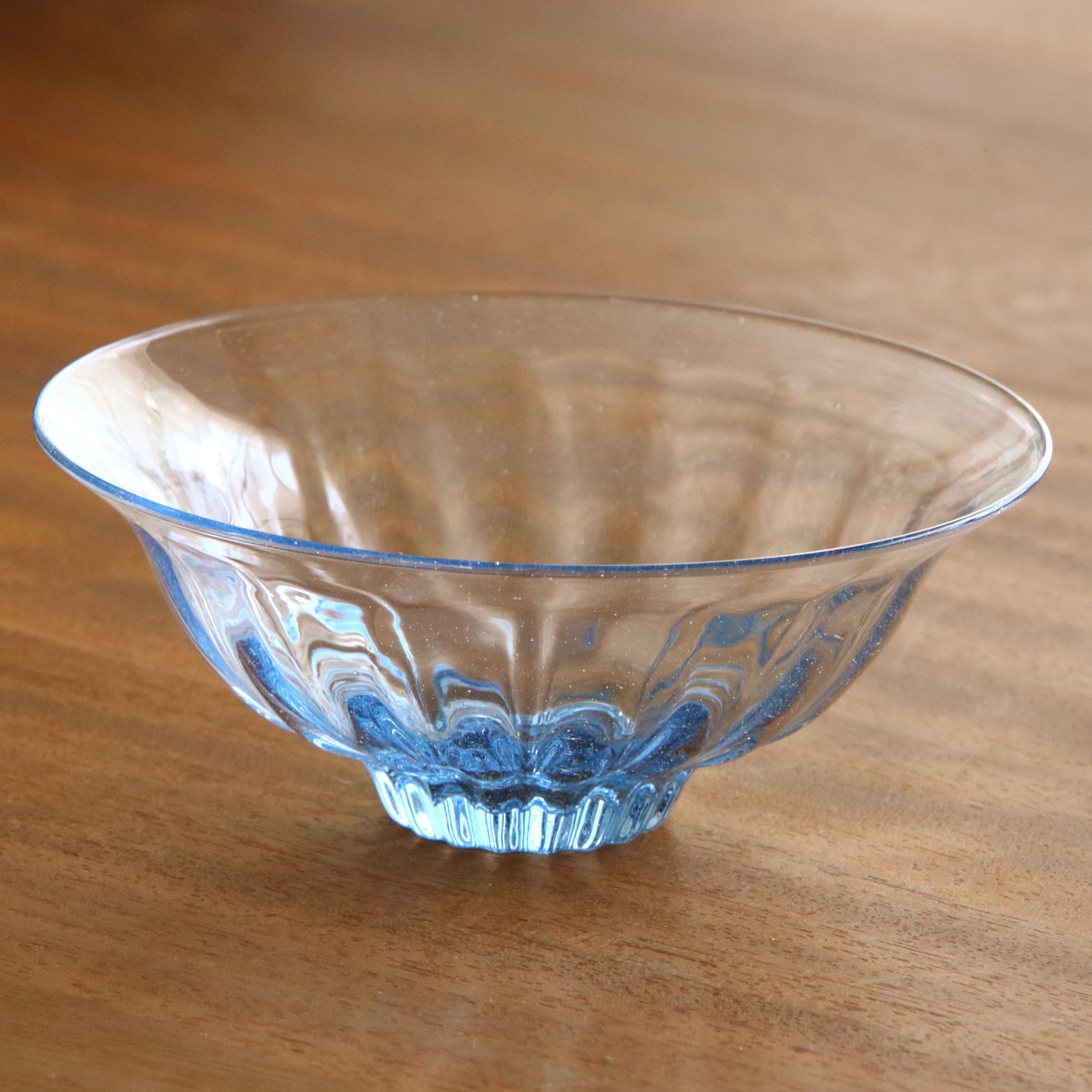 ヒロイグラススタジオ/モール鉢 GRICE -何を盛りつけても美しく決まる