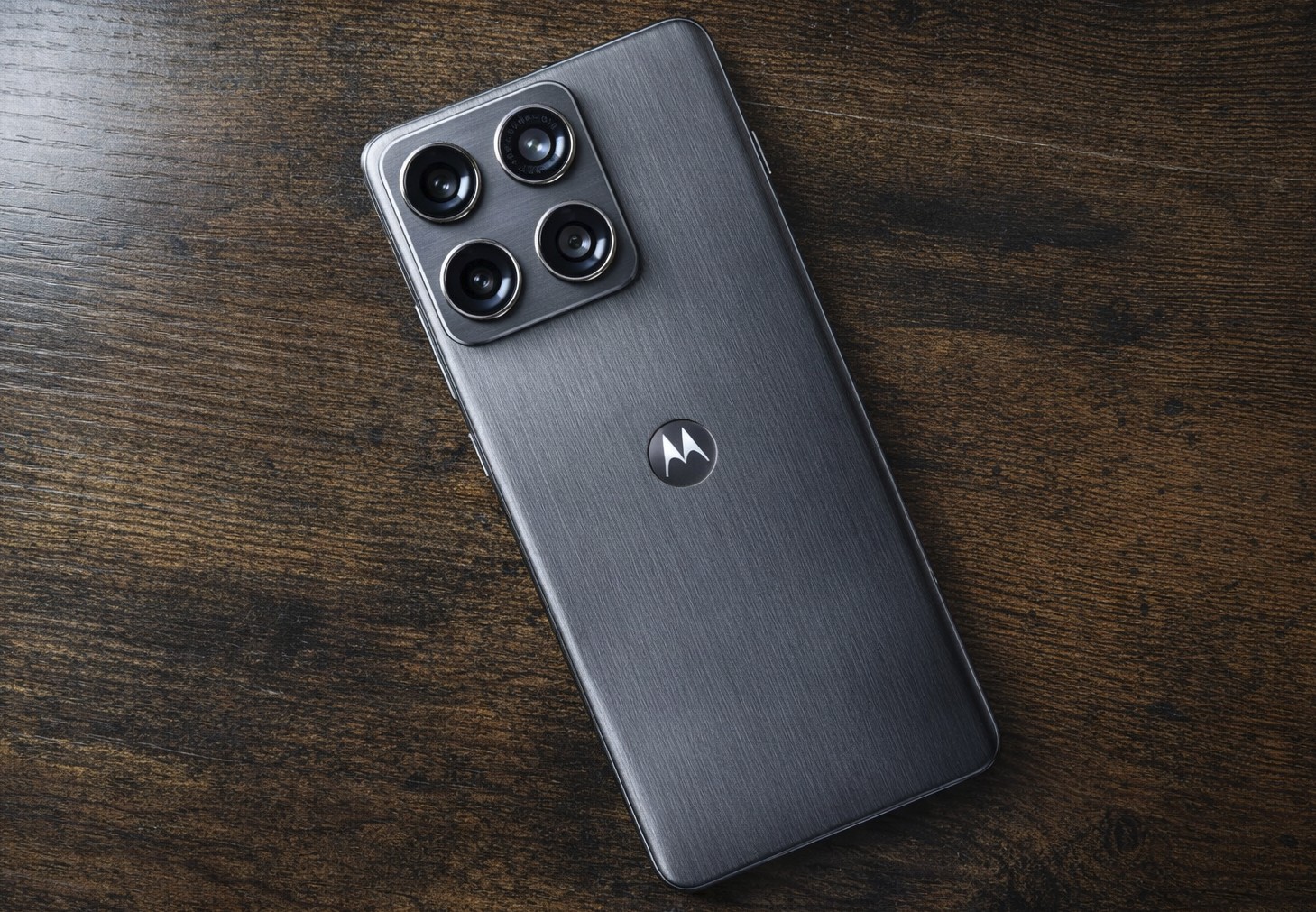 Motorola Edge 70 Fusionのベンチマークスコア発見、Snapdragon 7s Gen